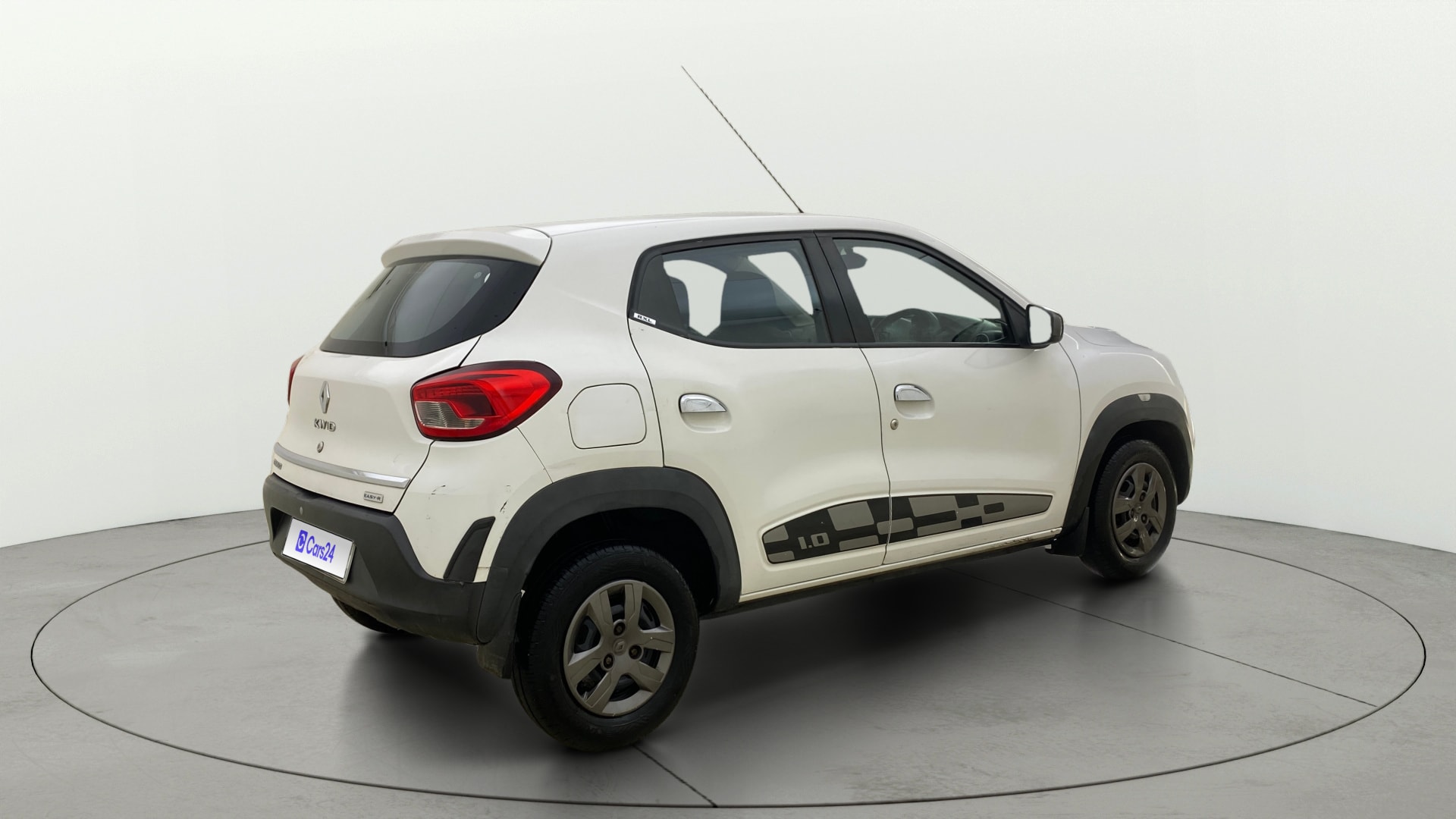 View 2017 Renault Kwid RXL 1.0 AMT BS IV Image 41 Used 2017 Renault Kwid RXL 1.0 AMT BS IV Image 41