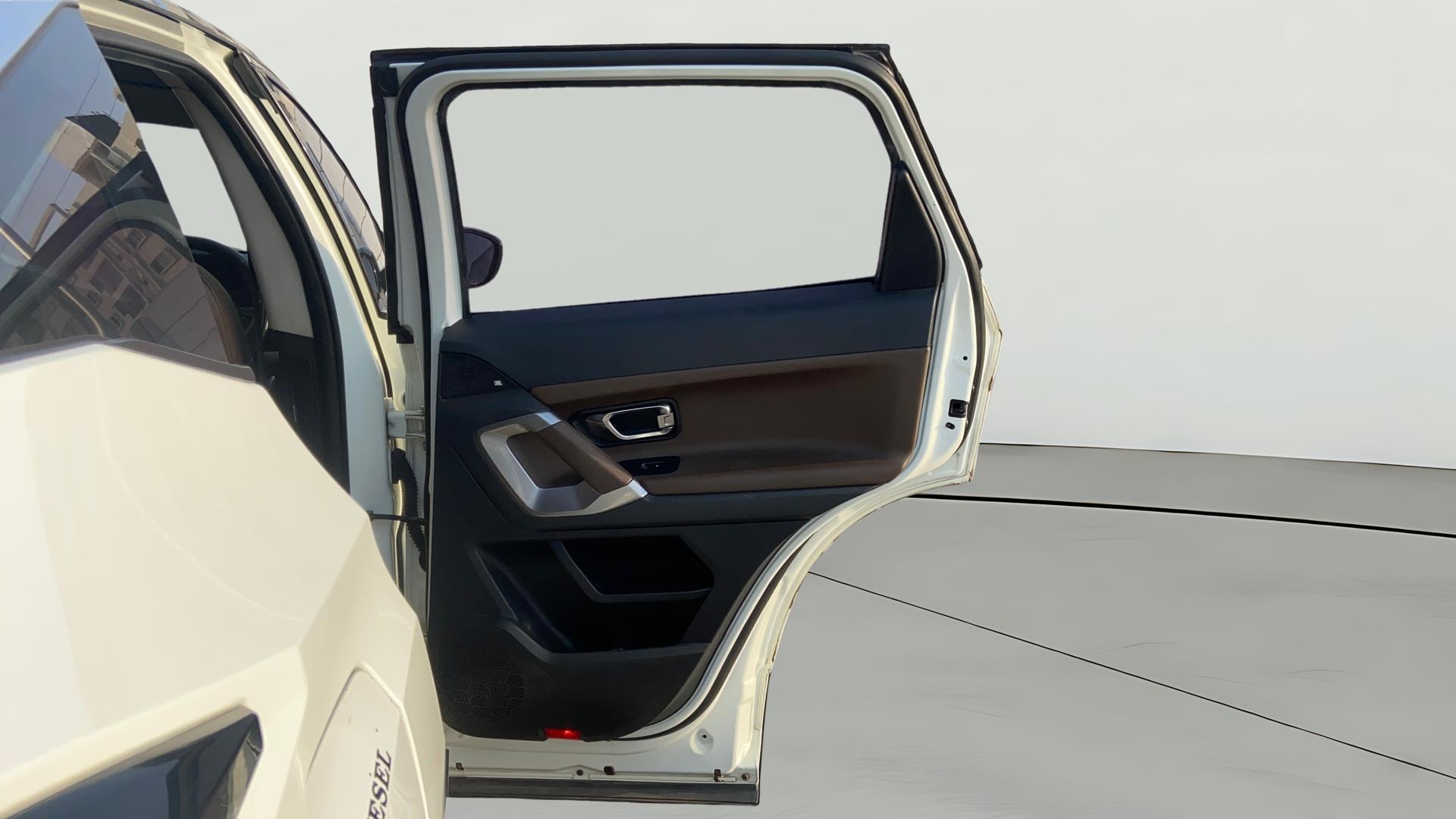 View 2020 Tata Harrier XE Image 8 Used 2020 Tata Harrier XE Image 8