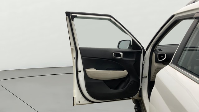 View Hyundai Venue Image 32 Used Hyundai Venue Image 32