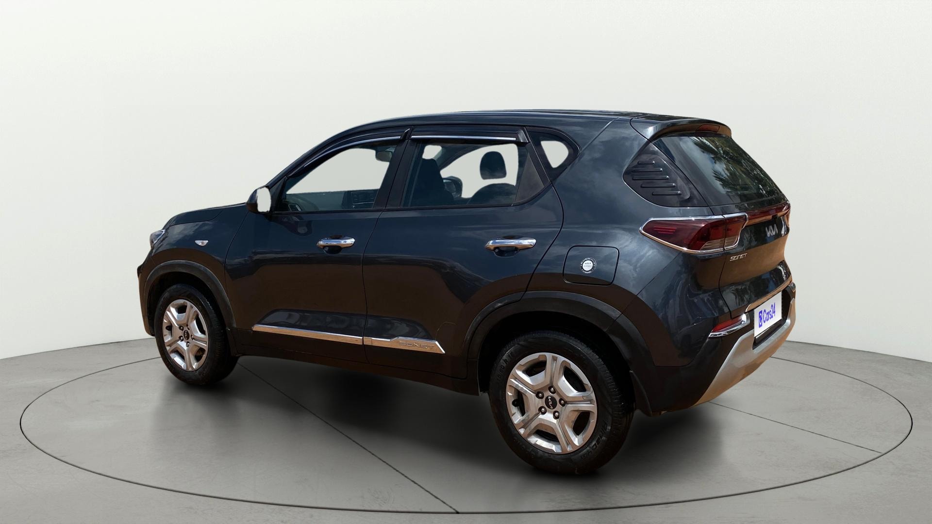 View 2023 Kia Sonet HTE Petrol Image 2 Used 2023 Kia Sonet HTE Petrol Image 2