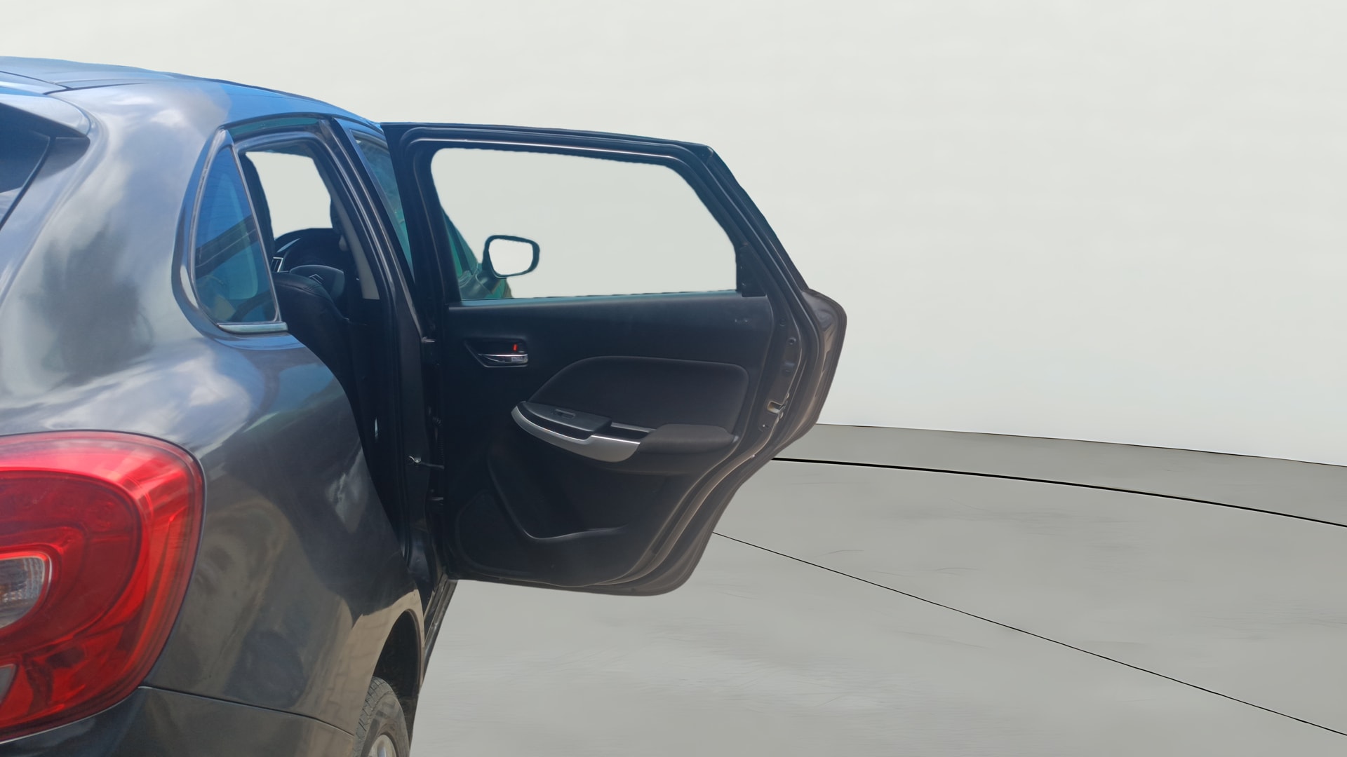 View 2019 Maruti Suzuki 1000 Base Variant Image 7 Used 2019 Maruti Suzuki 1000 Base Variant Image 7