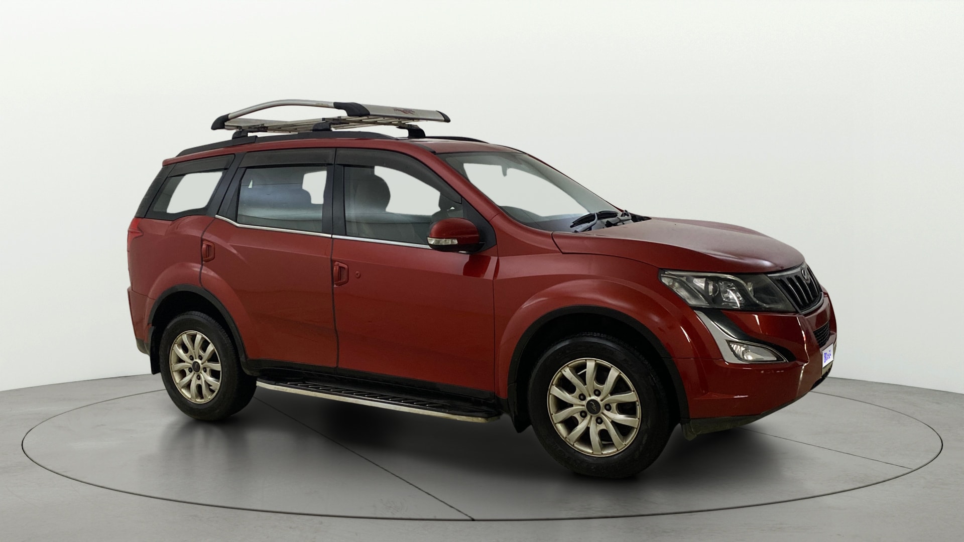 View 2017 Mahindra XUV500 W10 AWD AT Image 24 Used 2017 Mahindra XUV500 W10 AWD AT Image 24
