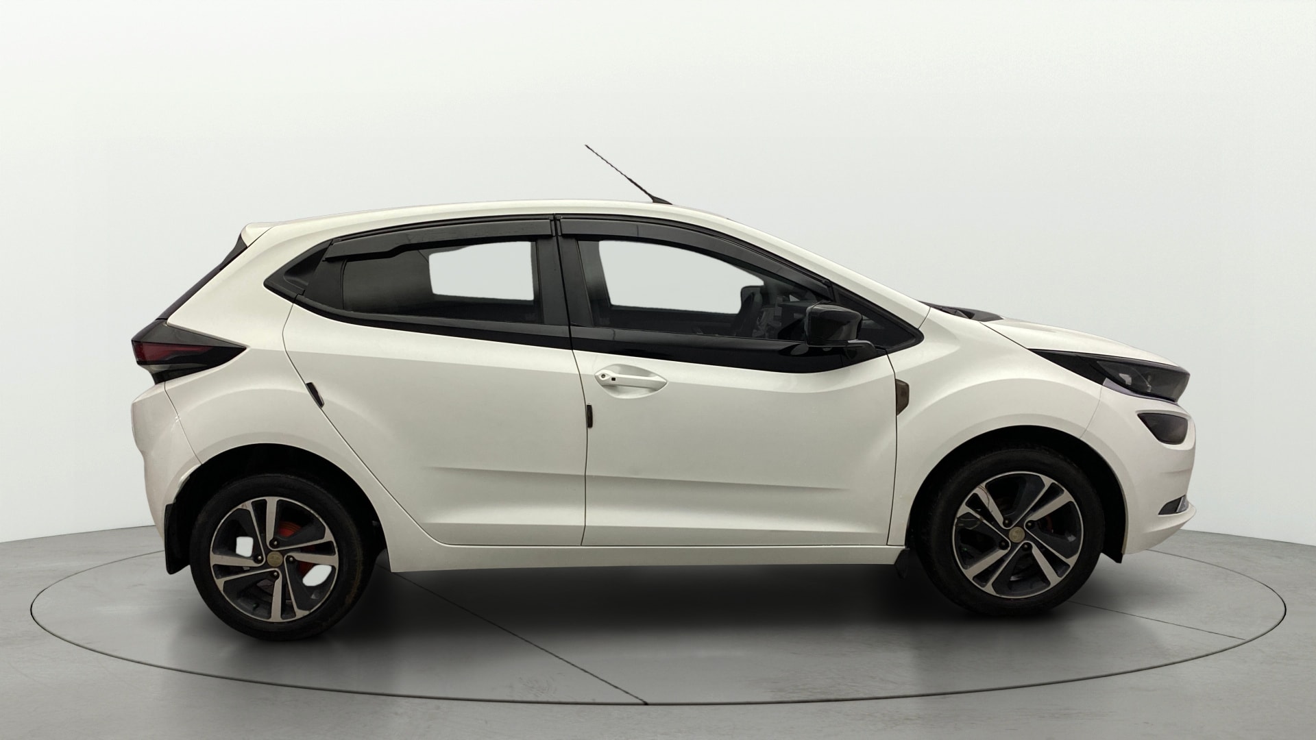 View 2020 Tata Altroz XZ Petrol Image 28 Used 2020 Tata Altroz XZ Petrol Image 28