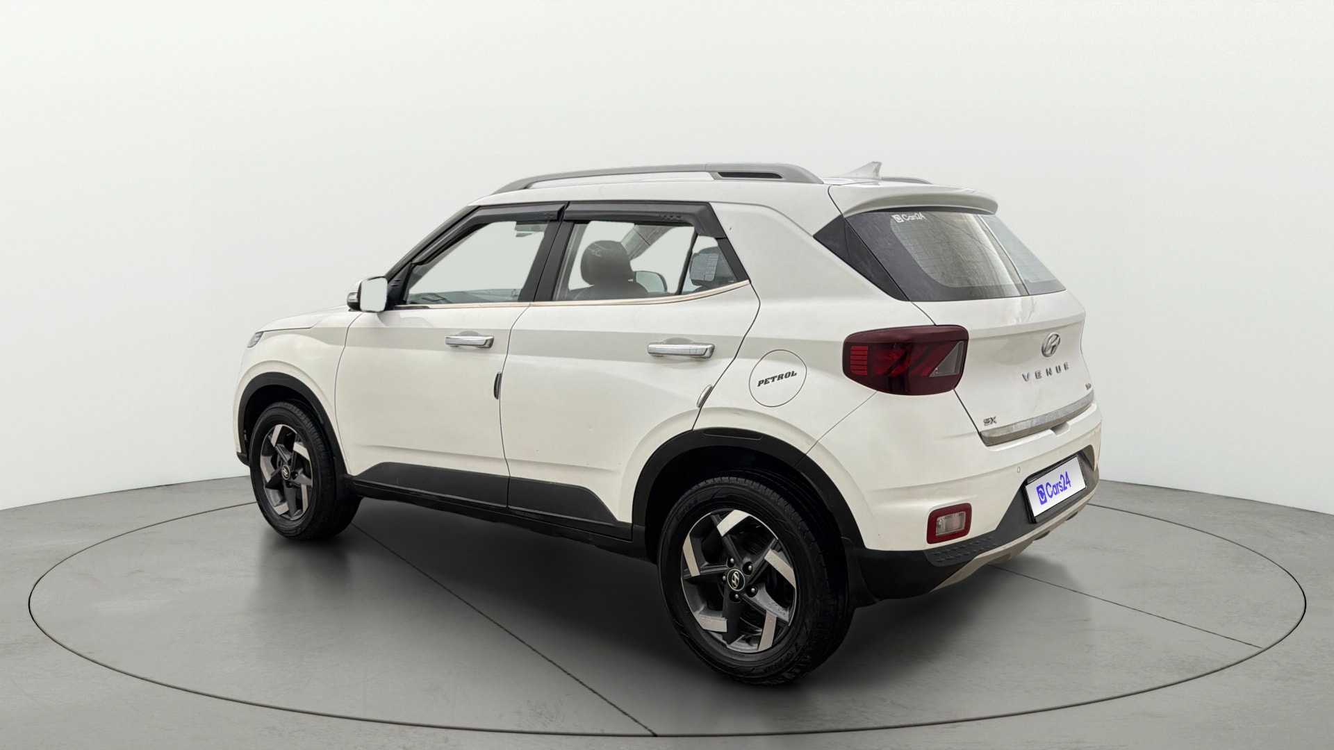View 2020 Hyundai Venue SX 1.0 iMT Petrol Image 2 Used 2020 Hyundai Venue SX 1.0 iMT Petrol Image 2