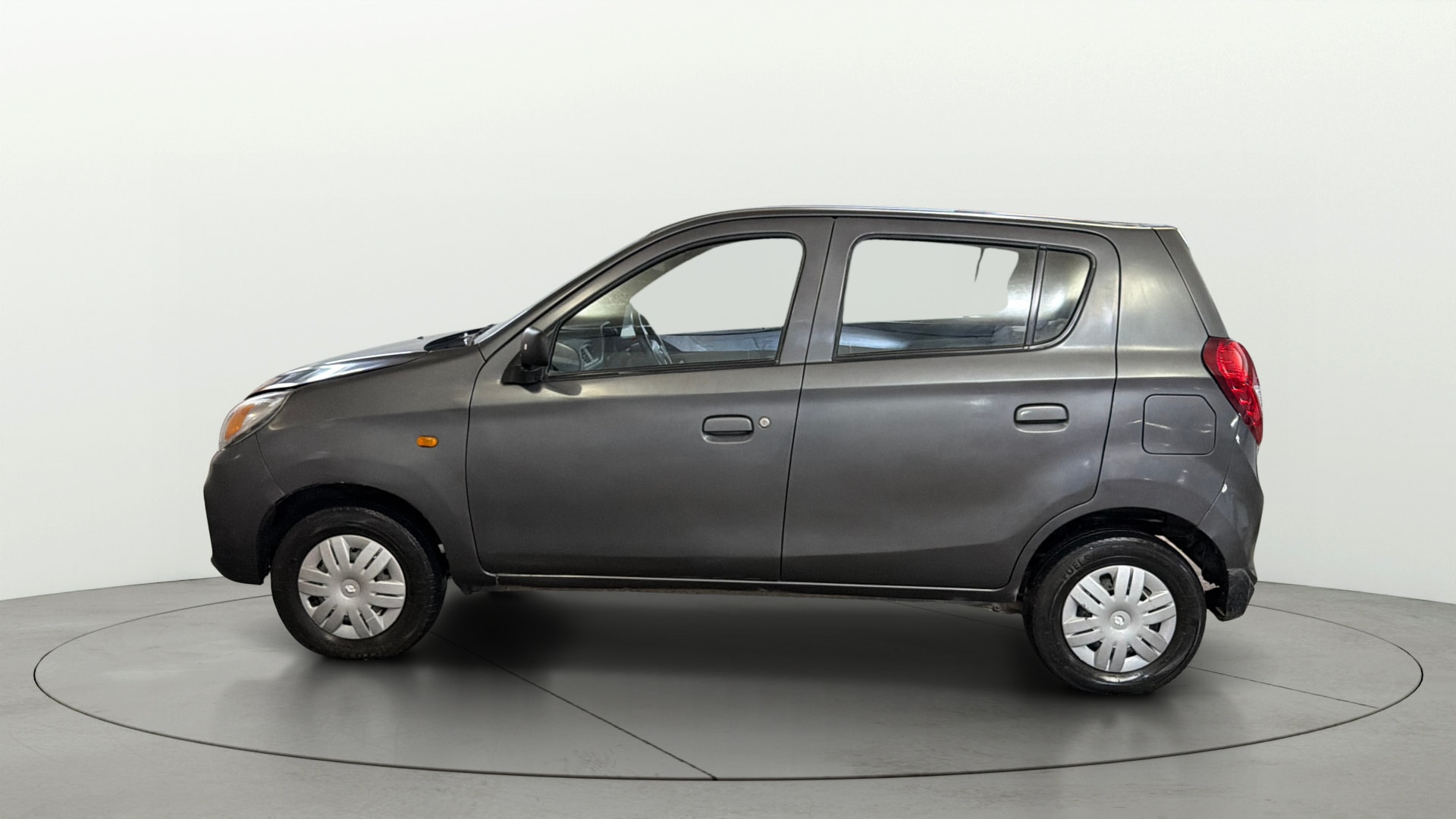View 2022 Maruti Suzuki 1000 Base Variant Image 5 Used 2022 Maruti Suzuki 1000 Base Variant Image 5