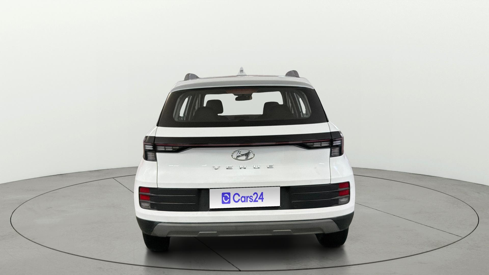 View 2022 Hyundai Venue S Plus 1.5 Diesel MT Image 38 Used 2022 Hyundai Venue S Plus 1.5 Diesel MT Image 38