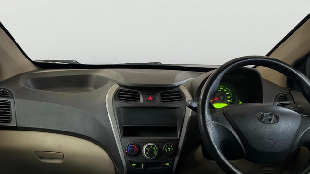 View Hyundai EON Image 17 Used Hyundai EON Image 17