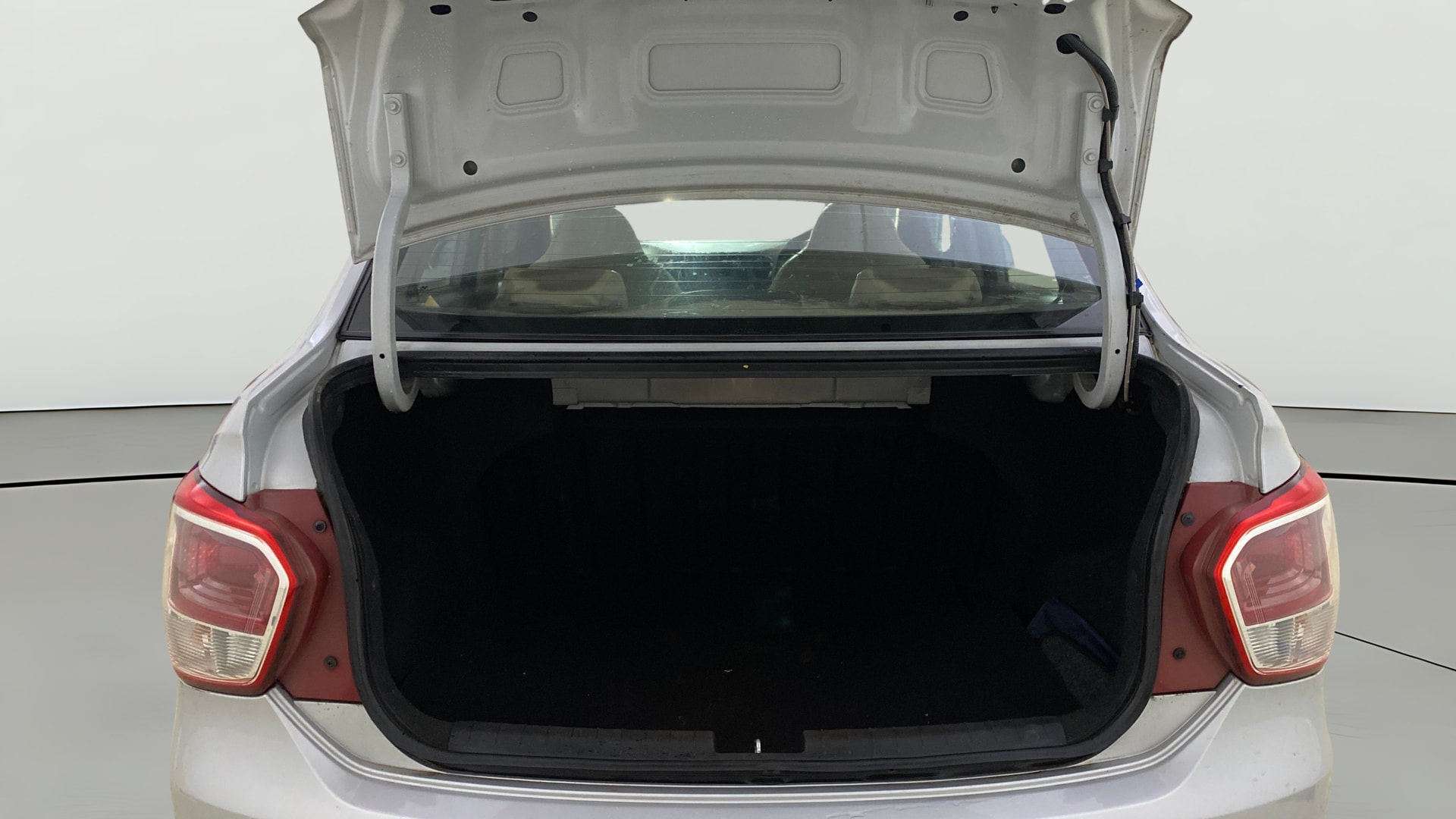 View 2016 Hyundai Xcent S Petrol Image 36 Used 2016 Hyundai Xcent S Petrol Image 36