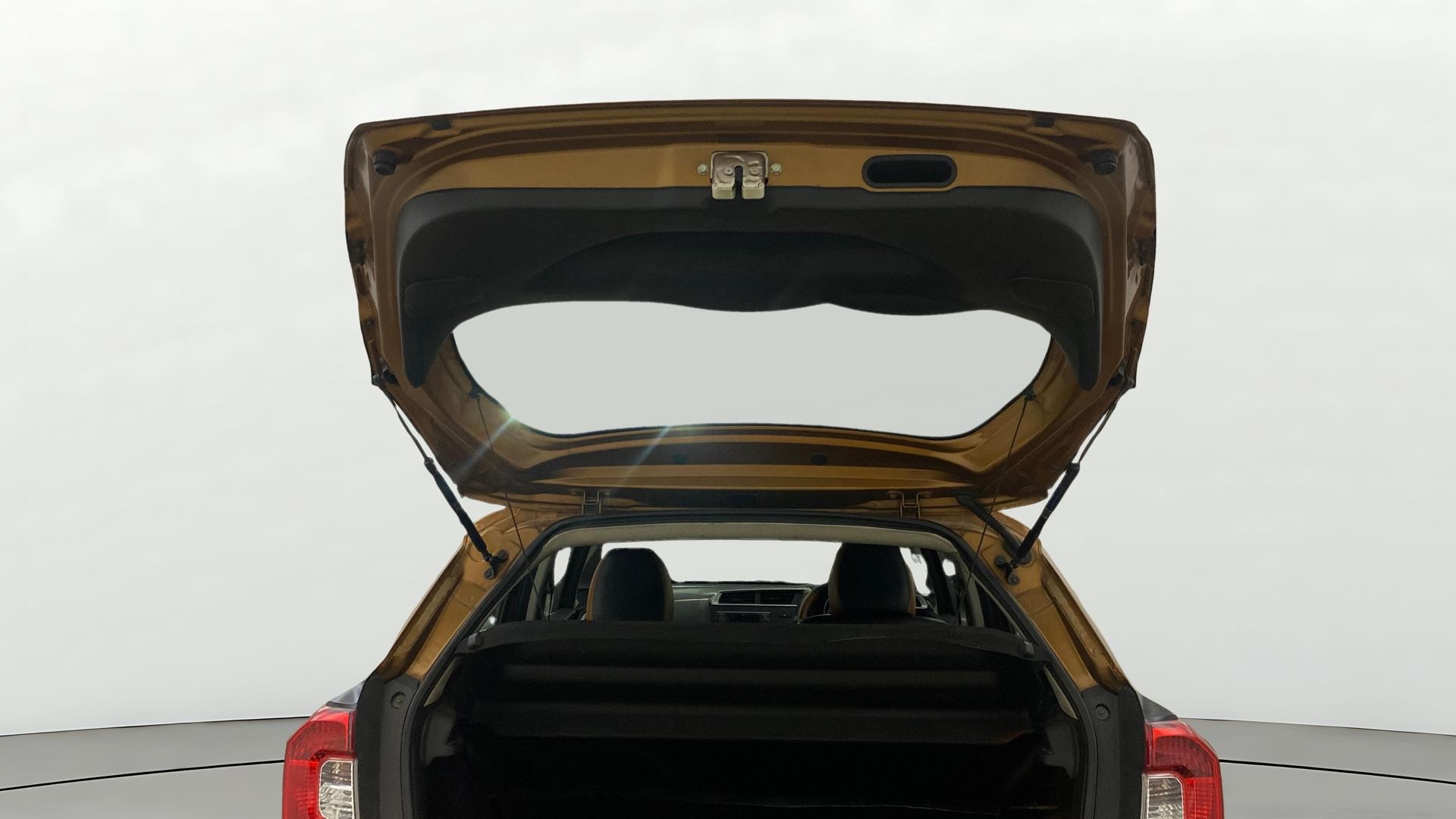 View 2017 Honda WR-V S MT Diesel Edge Edition Image 16 Used 2017 Honda WR-V S MT Diesel Edge Edition Image 16