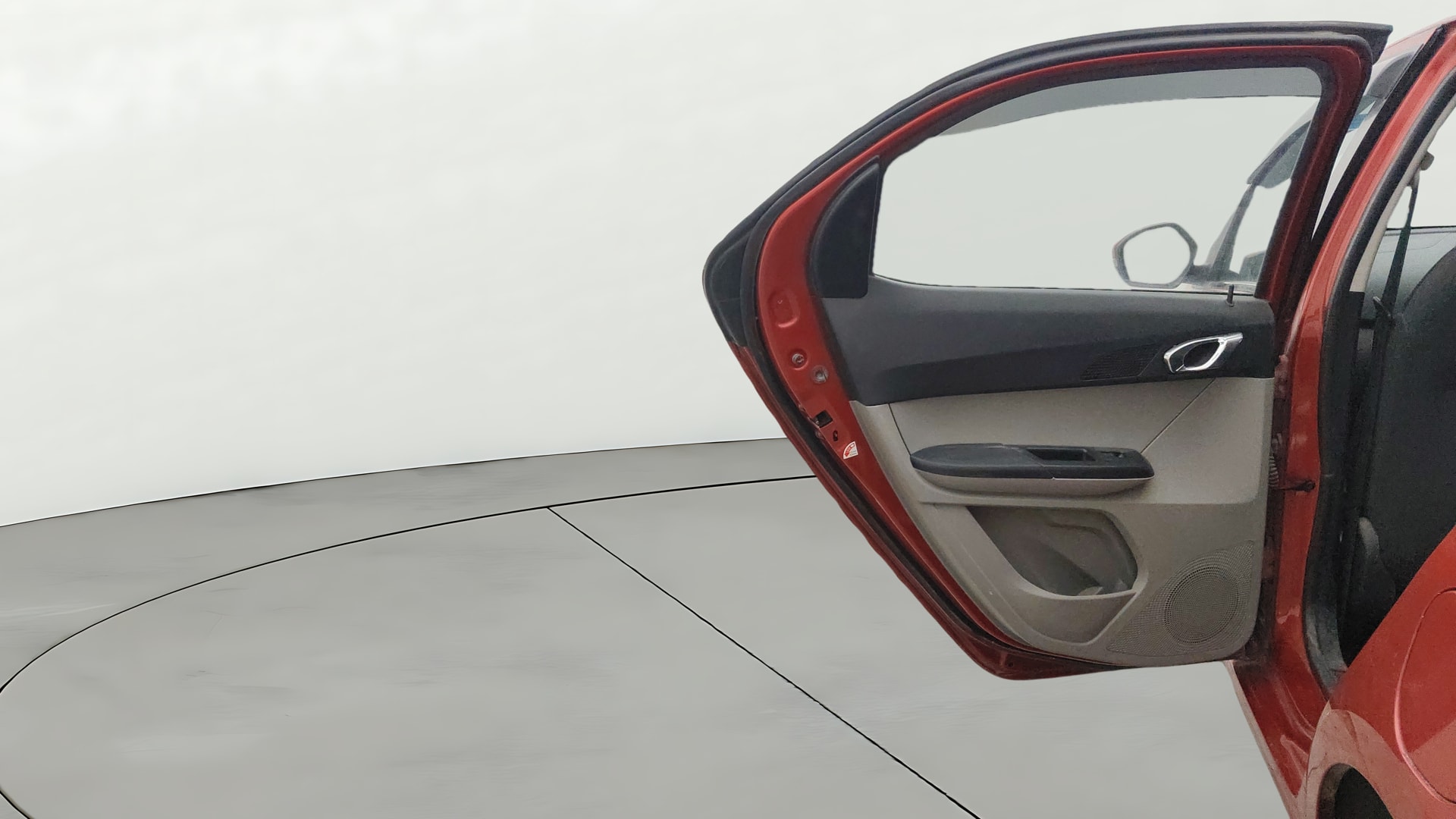 View 2020 Tata Tiago Revotorq XB Image 22 Used 2020 Tata Tiago Revotorq XB Image 22