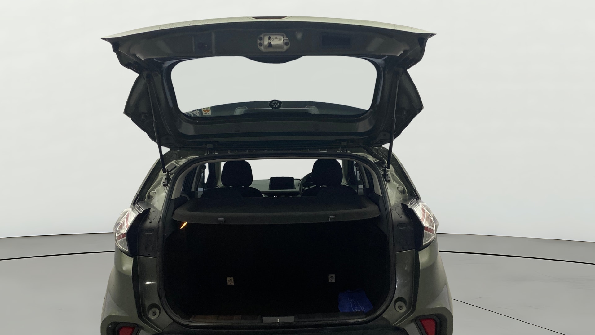 View 2021 Tata Nexon Revotron XE Image 16 Used 2021 Tata Nexon Revotron XE Image 16
