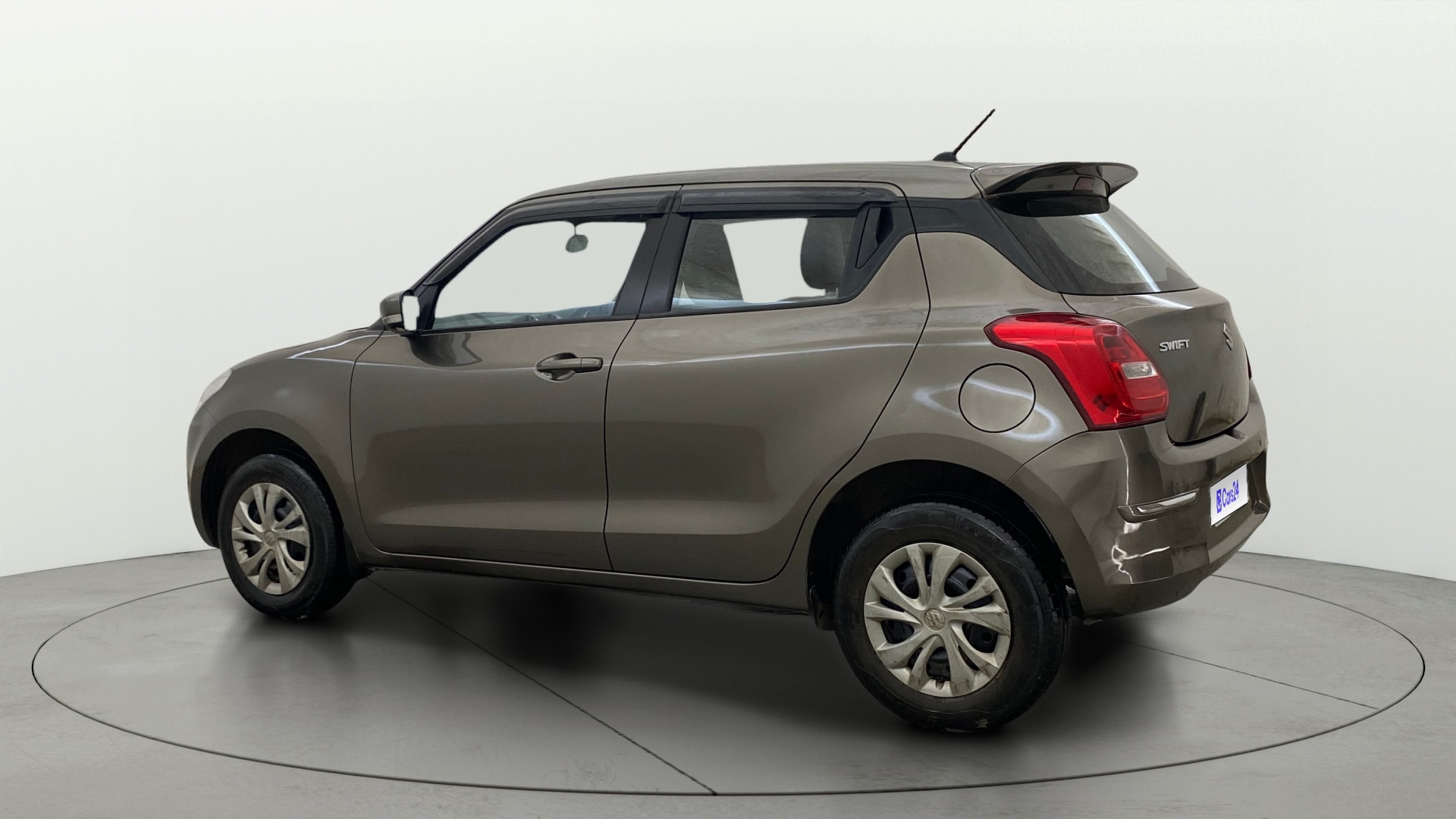 View 2018 Maruti Suzuki 1000 Base Variant Image 2 Used 2018 Maruti Suzuki 1000 Base Variant Image 2