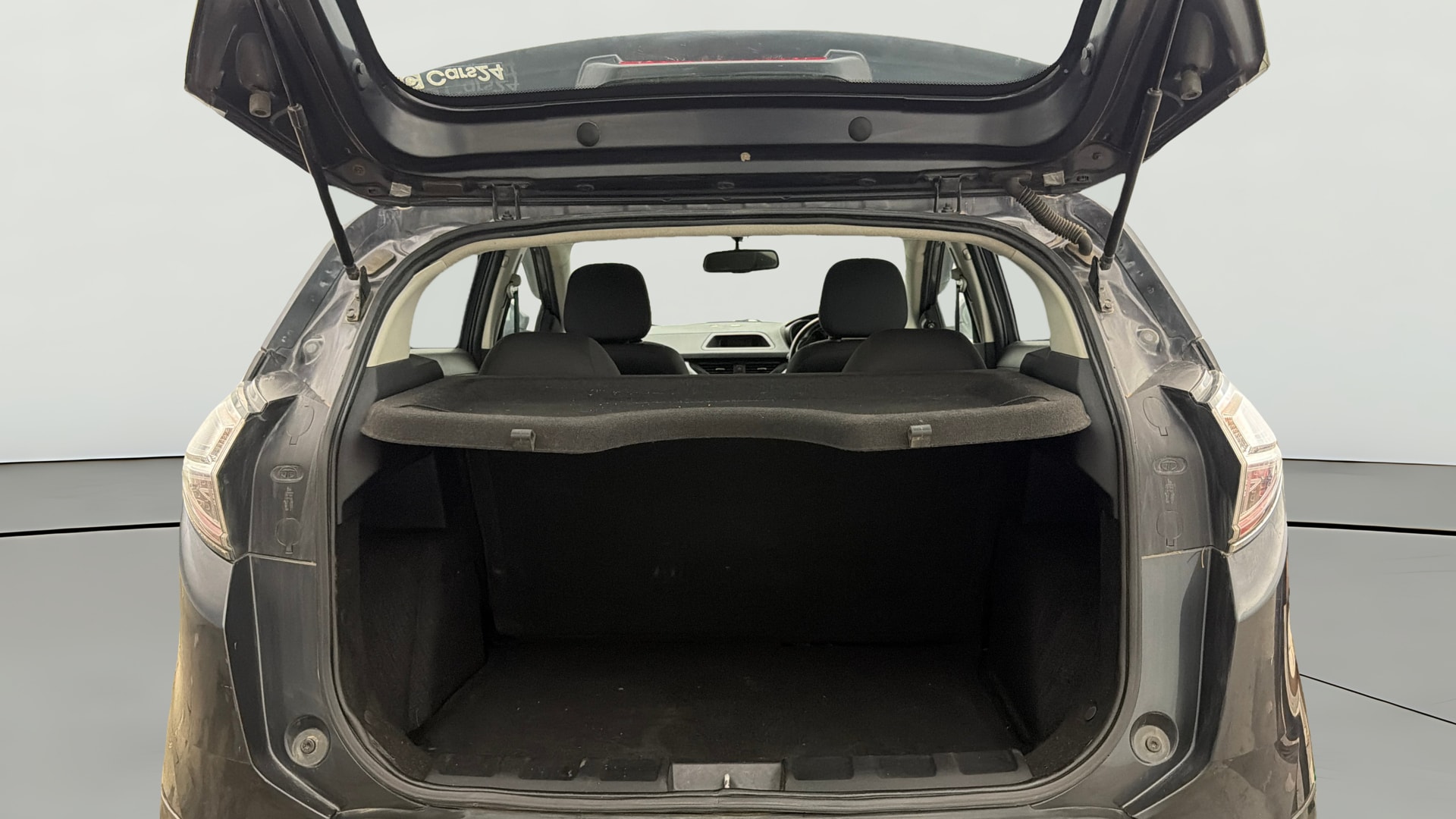 Used 2018 Tata Nexon Used 2018 Tata Nexon