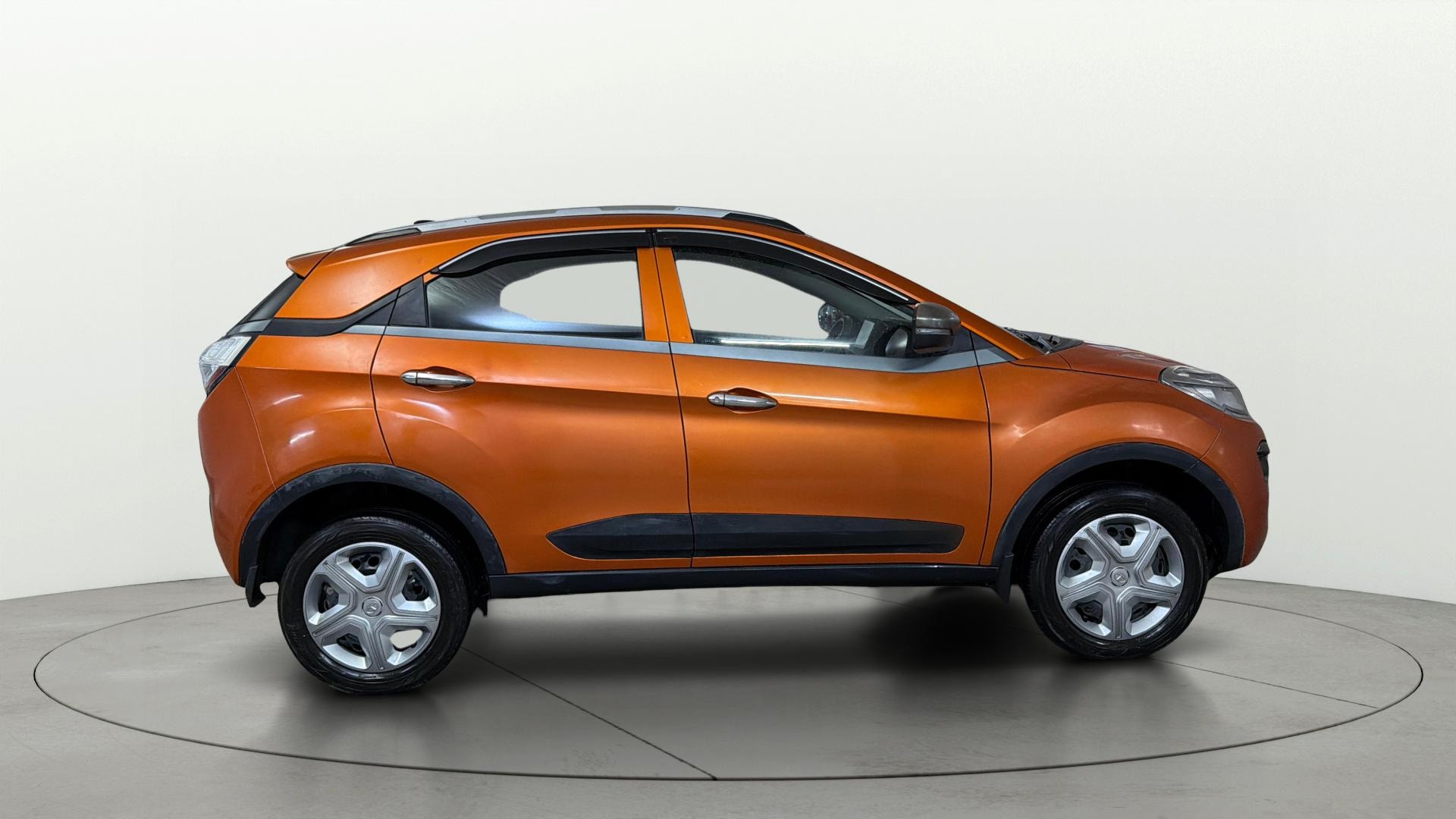 View 2019 Tata Nexon Revotron XM Image 8 Used 2019 Tata Nexon Revotron XM Image 8