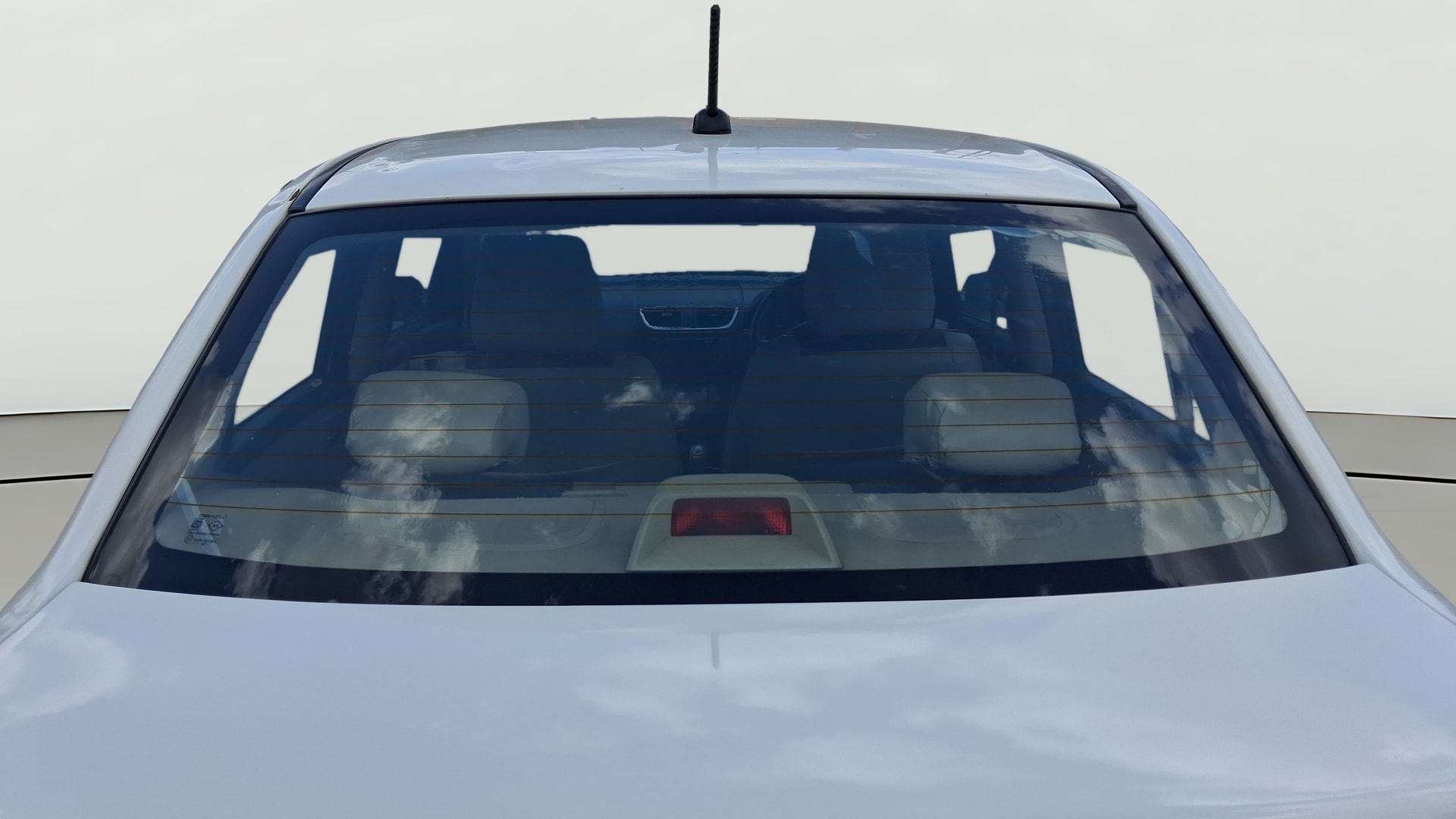 View 2016 Maruti Suzuki 1000 Base Variant Image 4 Used 2016 Maruti Suzuki 1000 Base Variant Image 4