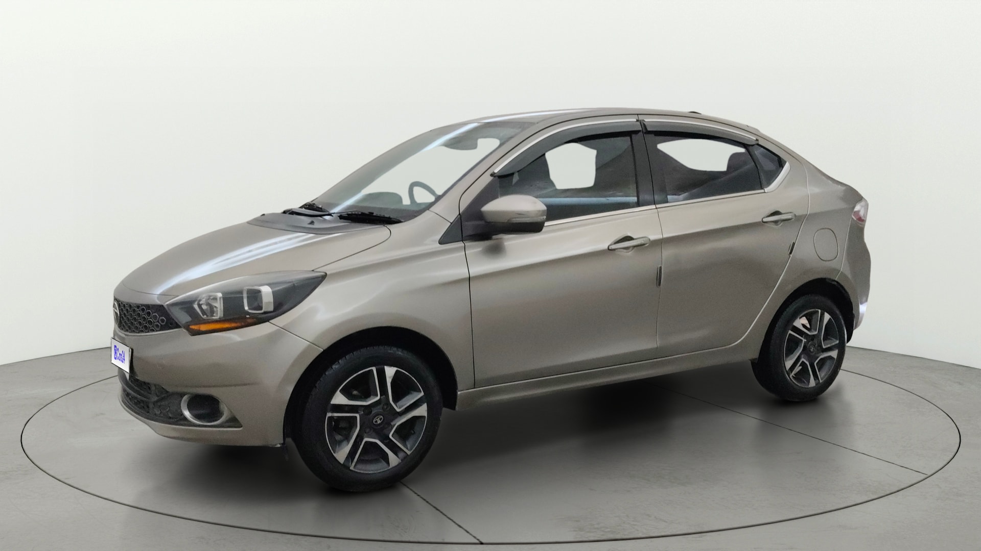 View 2018 Tata Tigor XE Diesel Image 35 Used 2018 Tata Tigor XE Diesel Image 35