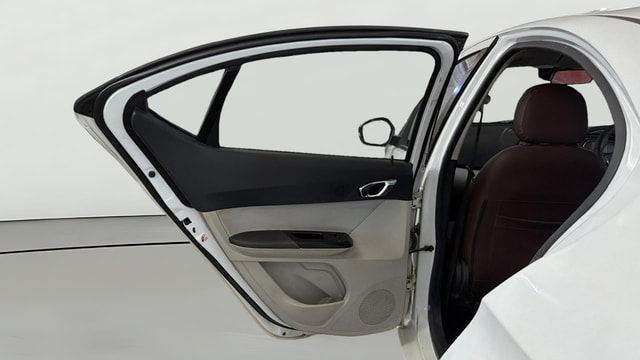 View Tata Tigor Image 22 Used Tata Tigor Image 22