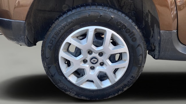 View Renault Duster Image 23 Used Renault Duster Image 23