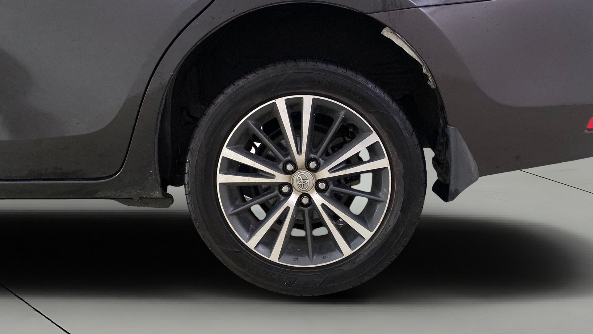 View 2018 Toyota Corolla Altis 1.8 GL Image 11 Used 2018 Toyota Corolla Altis 1.8 GL Image 11
