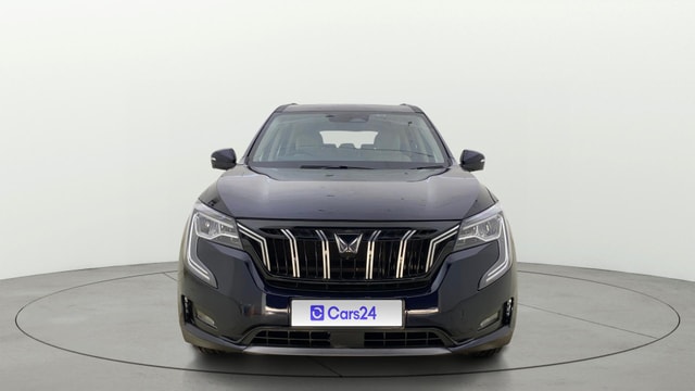 View Mahindra XUV700 Image 1 Used Mahindra XUV700 Image 1
