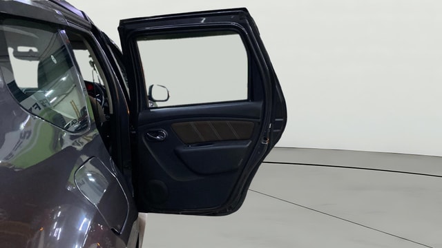 View Renault Duster Image 6 Used Renault Duster Image 6