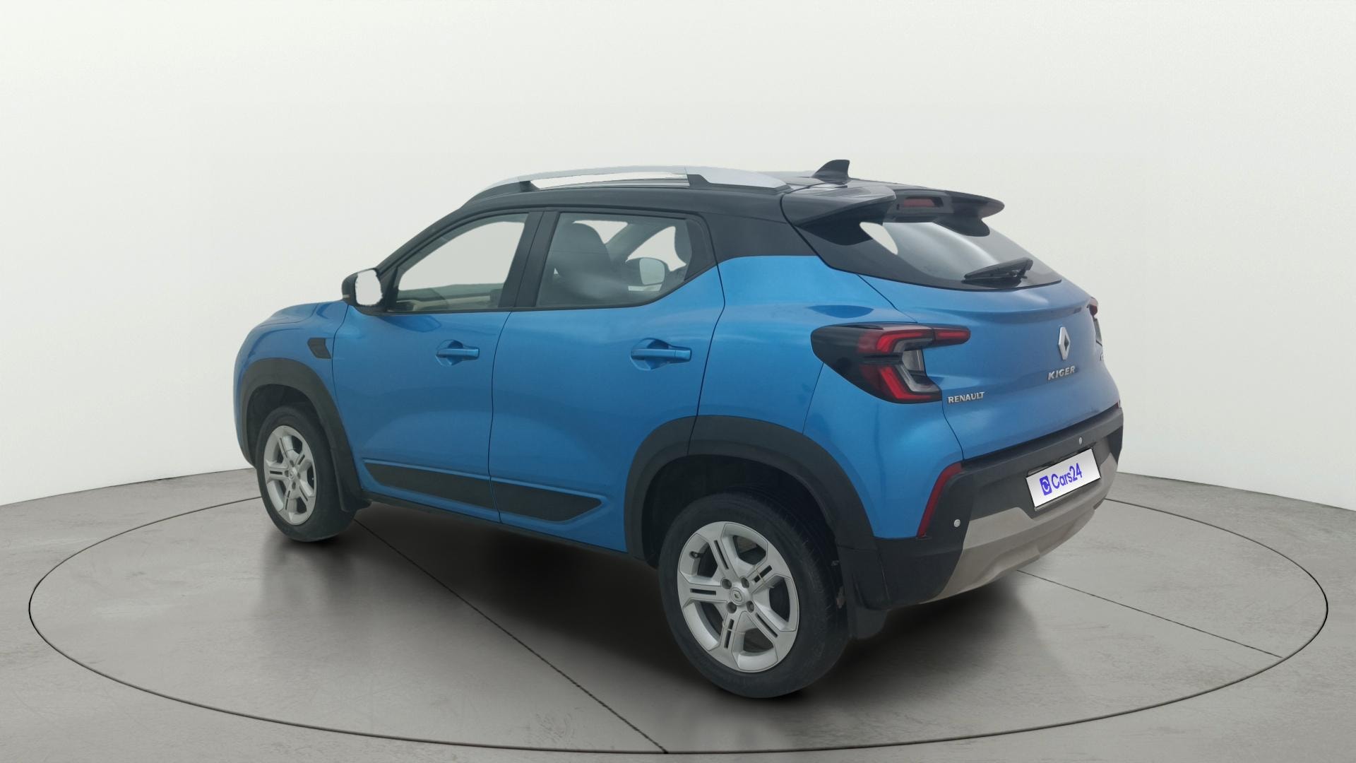 View 2021 Renault Kiger RXT Turbo MT Image 2 Used 2021 Renault Kiger RXT Turbo MT Image 2