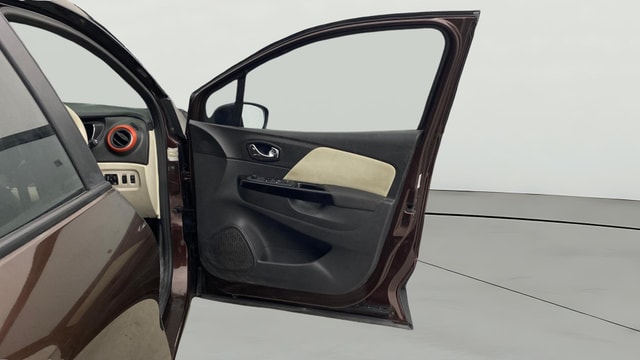 View Renault Captur Image 47 Used Renault Captur Image 47