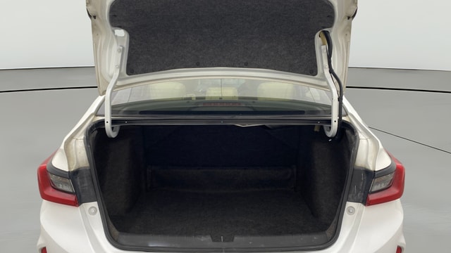 View Honda City ZX Image 40 Used Honda City ZX Image 40