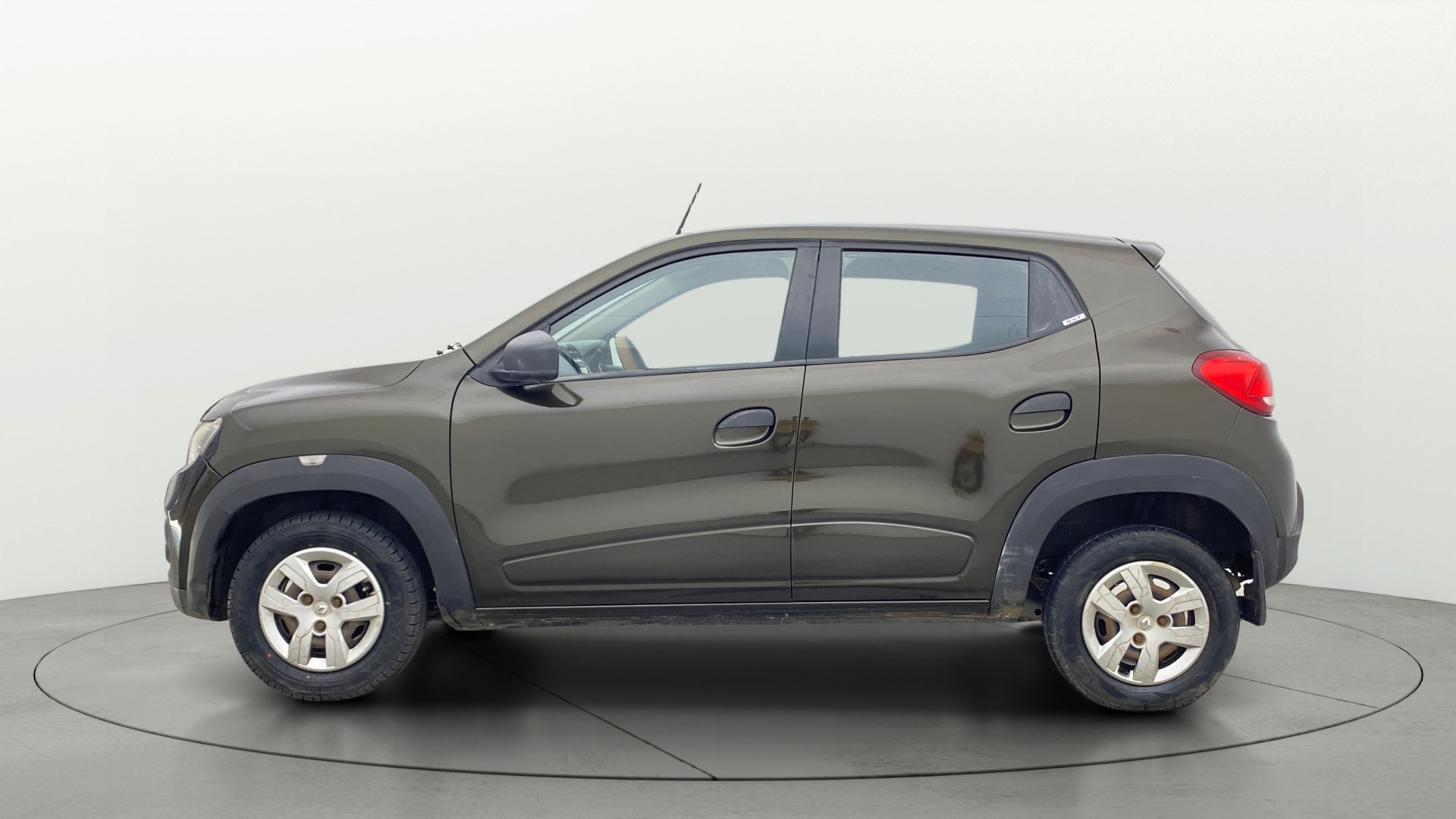 View 2018 Renault Kwid RXL 1.0 BS IV Image 5 Used 2018 Renault Kwid RXL 1.0 BS IV Image 5