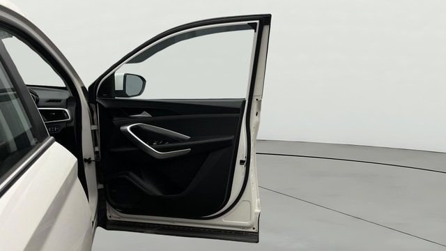 View MG Hector Image 48 Used MG Hector Image 48