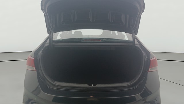 View Hyundai Verna Image 41 Used Hyundai Verna Image 41