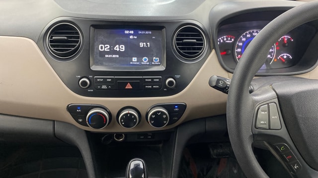 View Hyundai Grand i10 Image 17 Used Hyundai Grand i10 Image 17