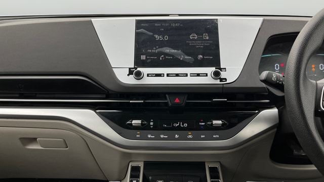 View Kia Carens Image 34 Used Kia Carens Image 34