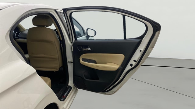 View Honda City ZX Image 6 Used Honda City ZX Image 6