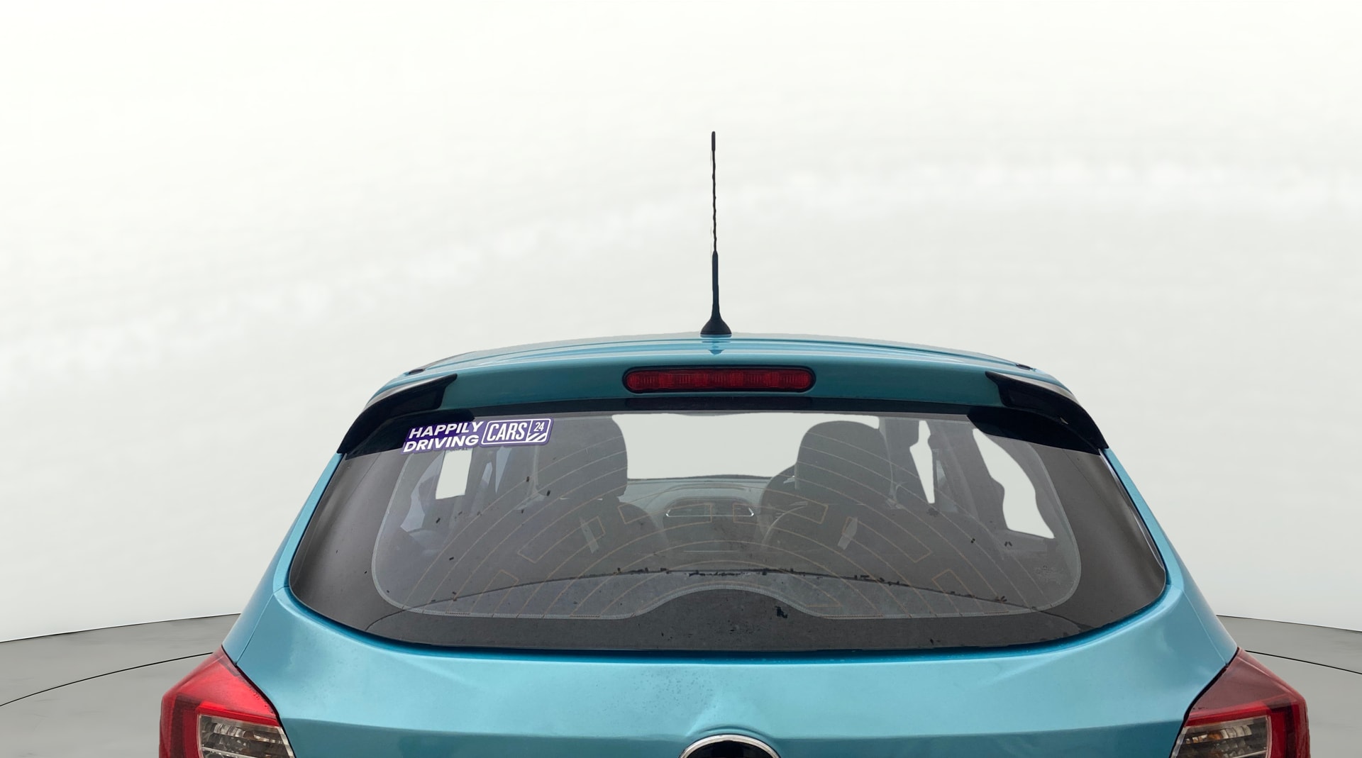 View 2025 Tata Tiago Revotorq XB Image 4 Used 2025 Tata Tiago Revotorq XB Image 4