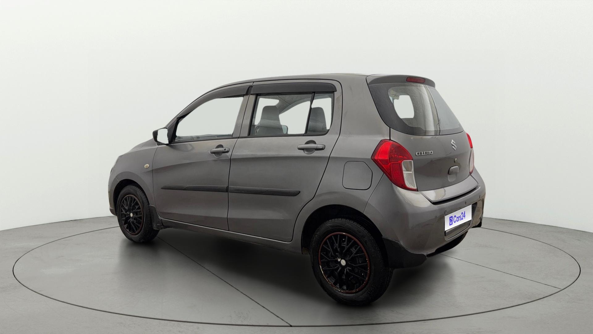 View 2019 Maruti Suzuki 1000 Base Variant Image 2 Used 2019 Maruti Suzuki 1000 Base Variant Image 2