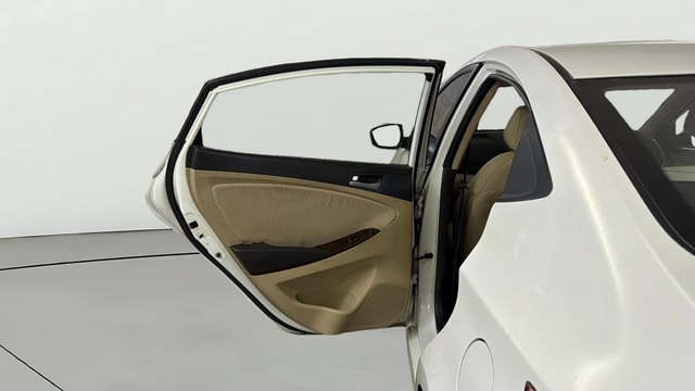 View Hyundai Verna Image 22 Used Hyundai Verna Image 22