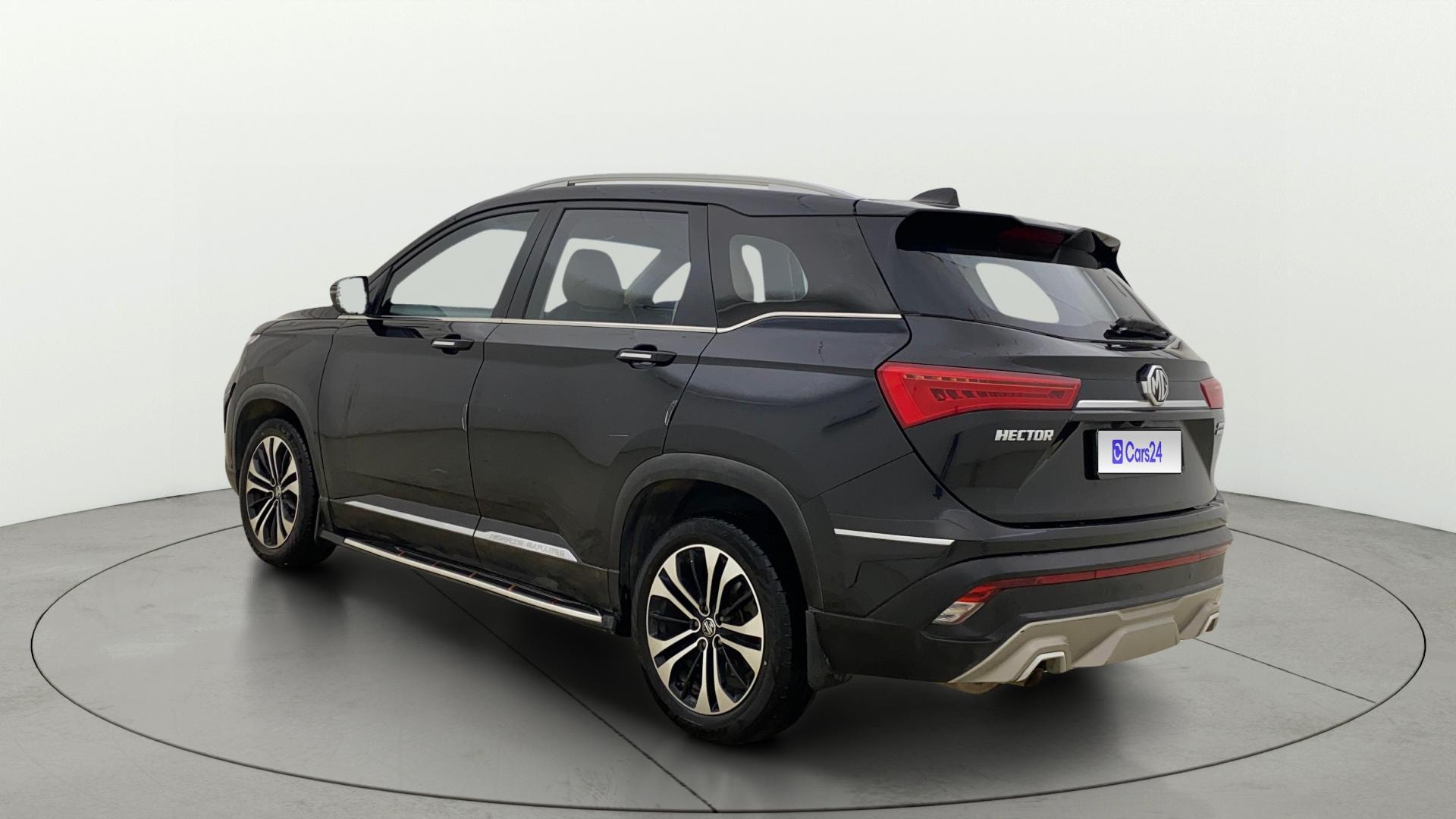 View 2021 MG Hector Sharp CVT Petrol Image 2 Used 2021 MG Hector Sharp CVT Petrol Image 2