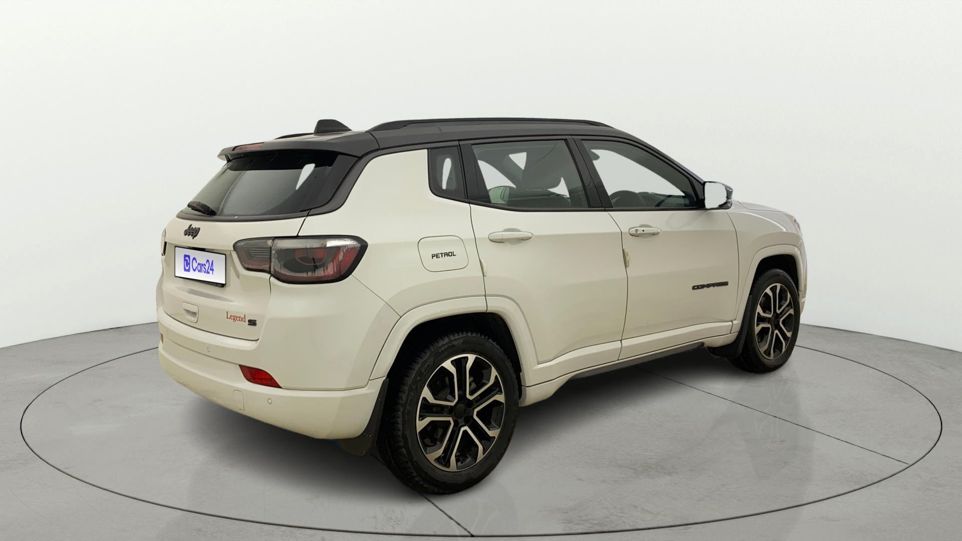 View 2022 Jeep Compass S (O) 1.4 Petrol DDCT Image 47 Used 2022 Jeep Compass S (O) 1.4 Petrol DDCT Image 47