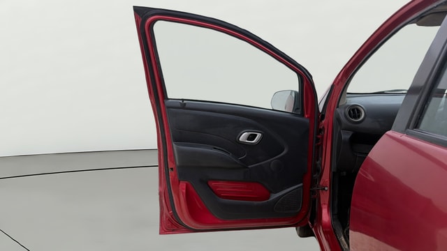 View Datsun Redi GO Image 30 Used Datsun Redi GO Image 30