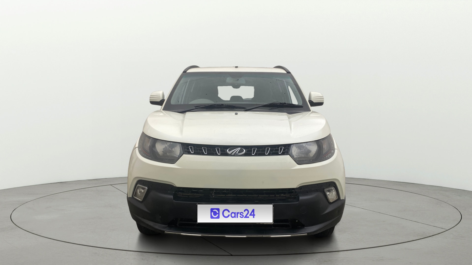 Used 2016 Mahindra KUV100 Used 2016 Mahindra KUV100