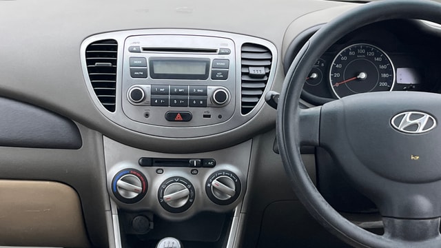 View Hyundai Grand i10 Image 17 Used Hyundai Grand i10 Image 17