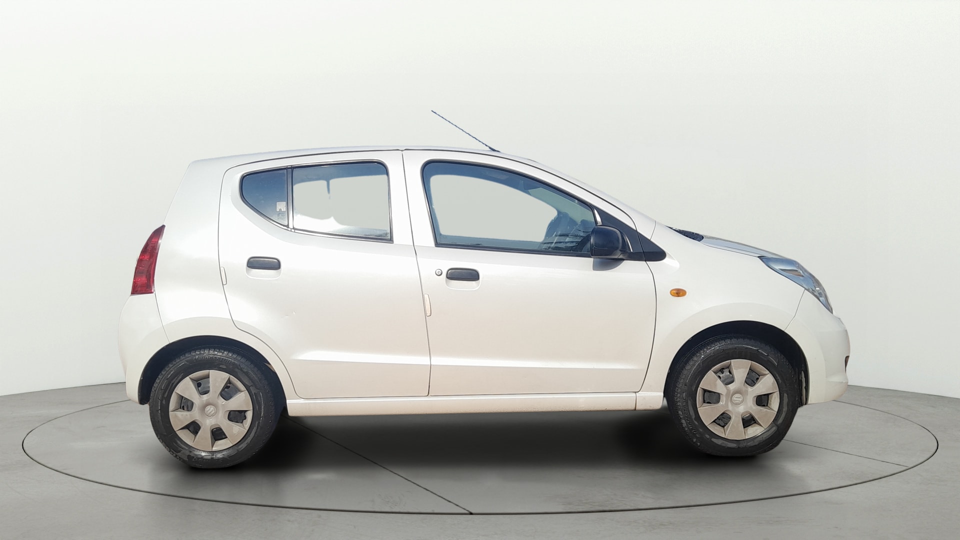 View 2013 Maruti Suzuki 1000 Base Variant Image 8 Used 2013 Maruti Suzuki 1000 Base Variant Image 8