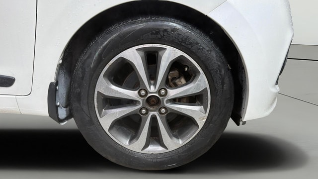 View Hyundai Xcent Image 42 Used Hyundai Xcent Image 42