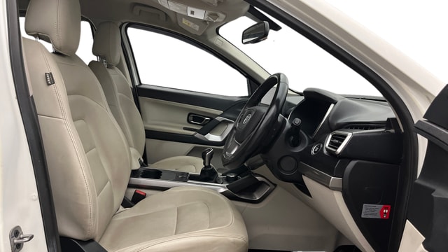 View Tata Safari Image 28 Used Tata Safari Image 28