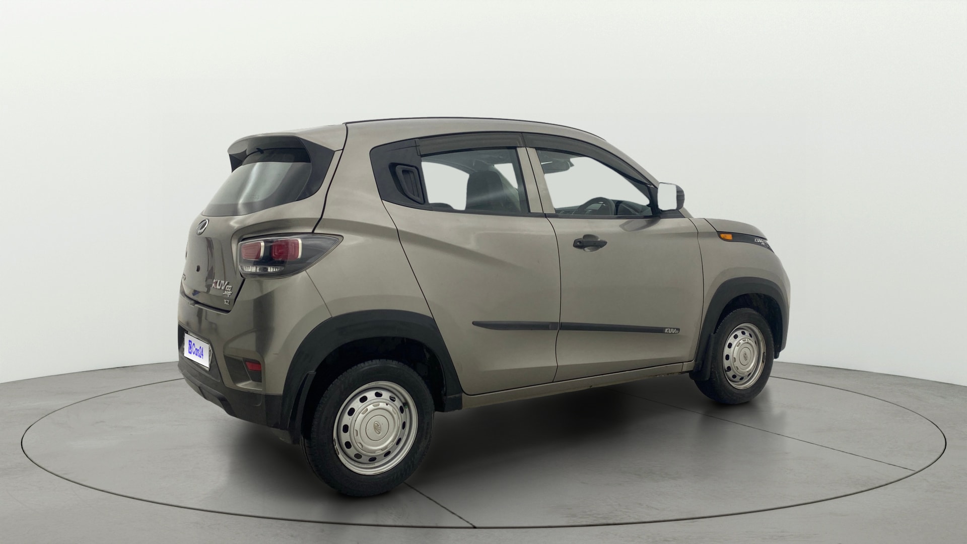 Used 2018 Mahindra KUV100 Used 2018 Mahindra KUV100