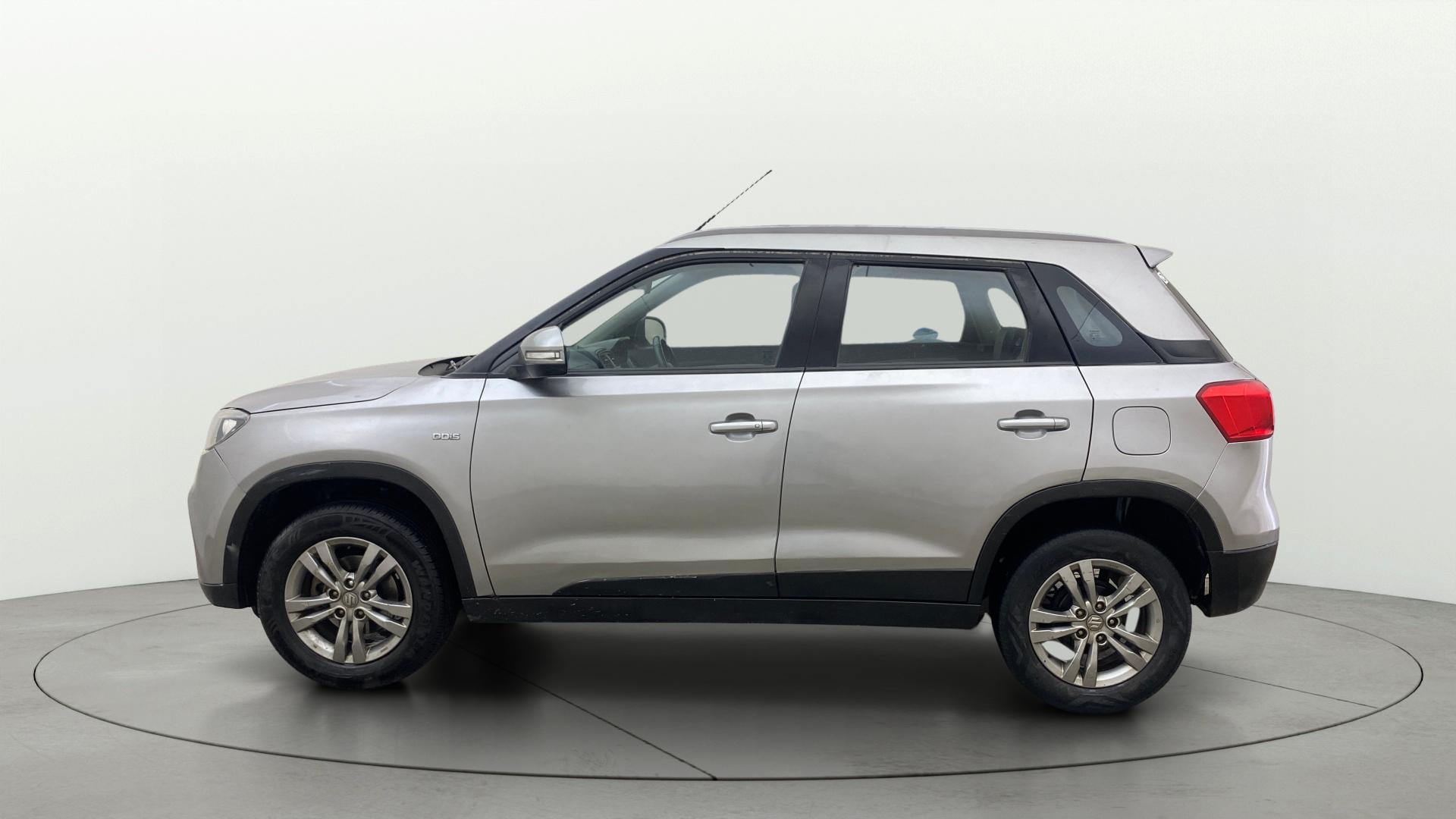 View 2016 Maruti Suzuki 1000 Base Variant Image 6 Used 2016 Maruti Suzuki 1000 Base Variant Image 6