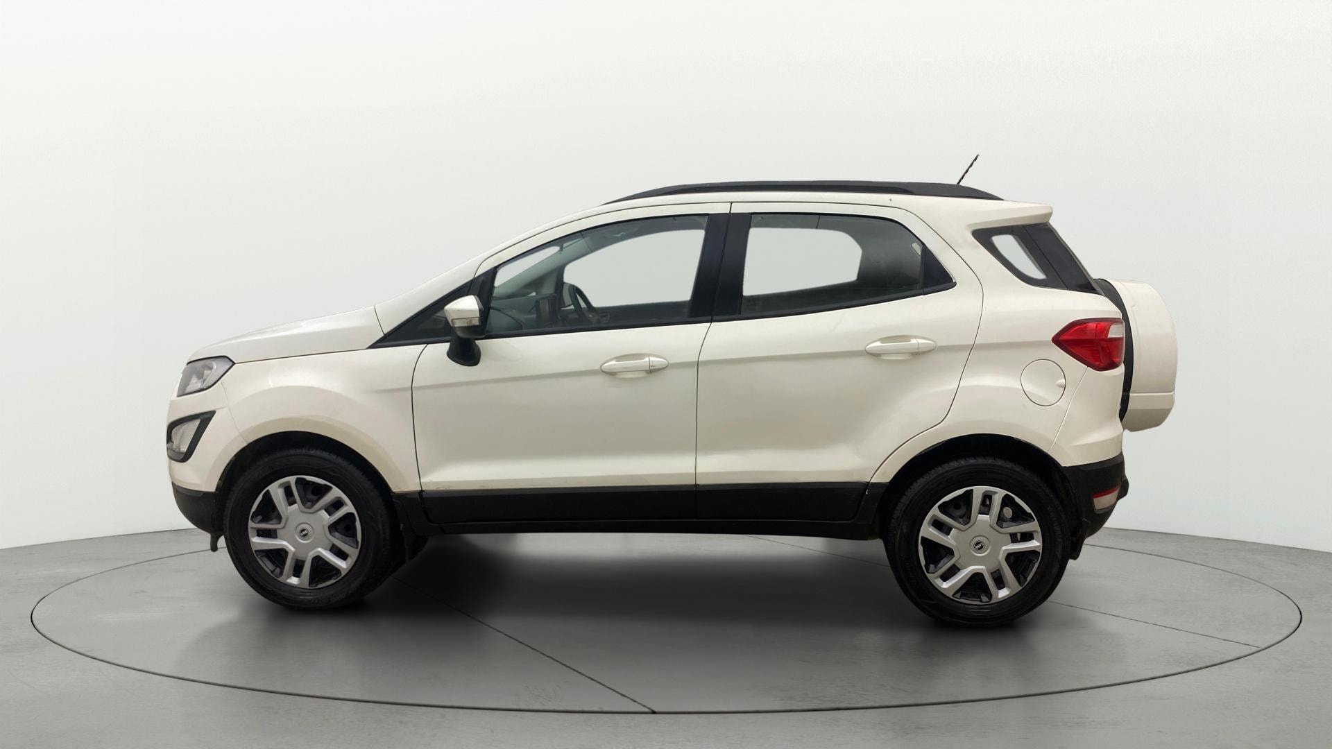 View 2019 Ford EcoSport 1.5 TDCi Diesel Ambiente BS IV Image 6 Used 2019 Ford EcoSport 1.5 TDCi Diesel Ambiente BS IV Image 6