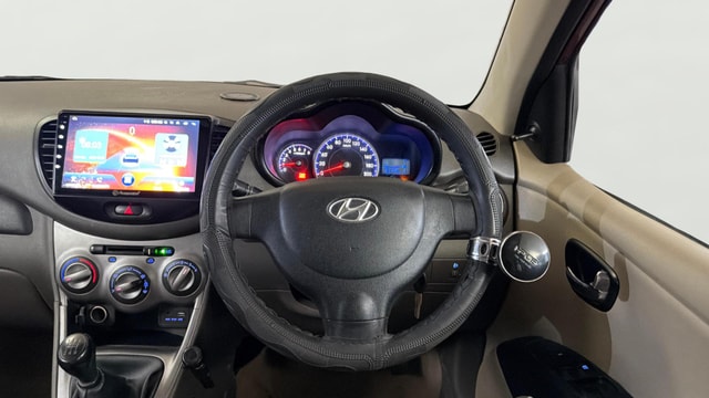 View Hyundai Grand i10 Image 12 Used Hyundai Grand i10 Image 12
