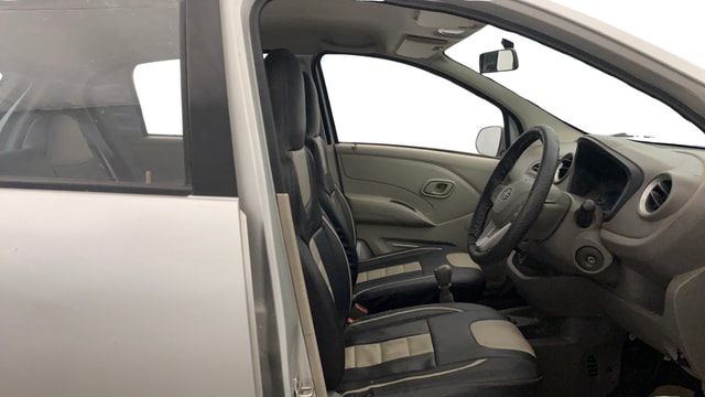 View Datsun Go Image 25 Used Datsun Go Image 25